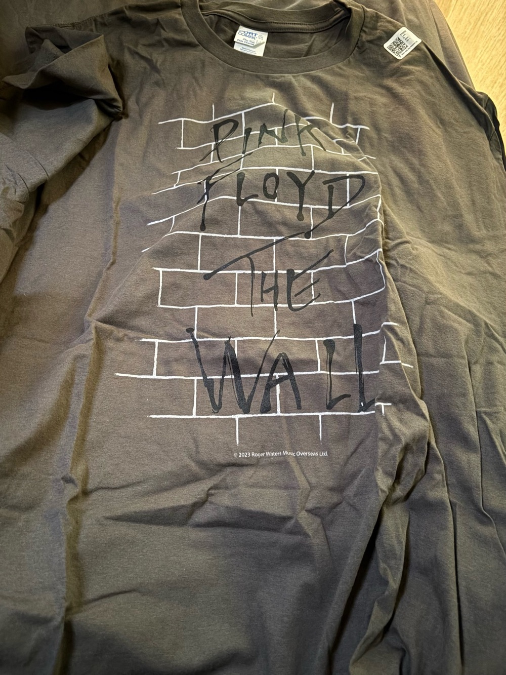 Pink Floyd Dark Gray Graphic Tee with White Brick Print
